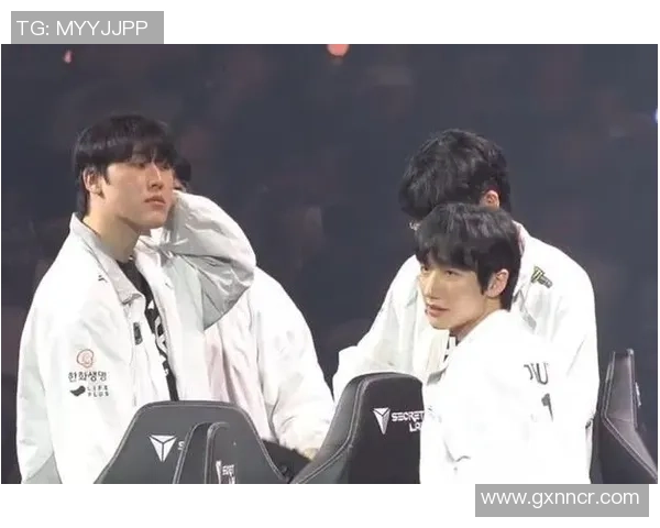 GEN战队与HLE的巅峰对决精彩瞬间回顾与分析