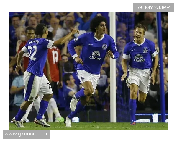 曼联迎战埃弗顿英超主场龙能否延续不败金身