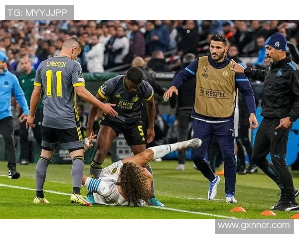 意大利杯博洛尼亚与帕尔马对决分析杯赛策略与黑马潜力探讨